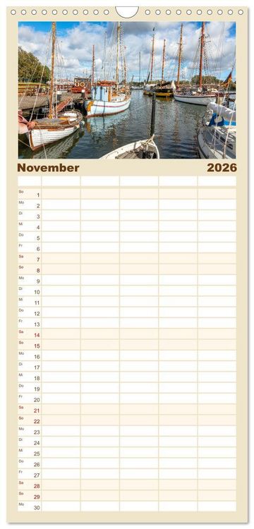 Produktbild: Familienplaner 2026 - Faszination Schlei mit 5 Spalten (Wandkalender, 21 x 45 cm) CALVENDO
