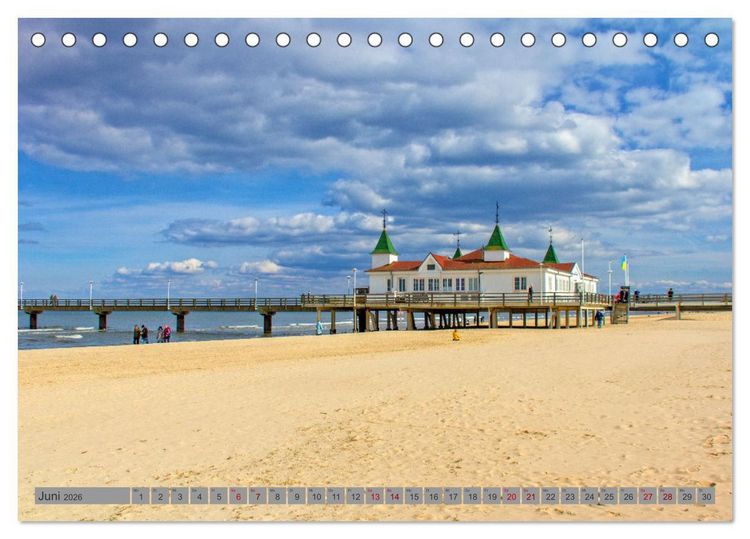 Produktbild: Das Kaiserbad Ahlbeck &ndash; Augenblicke eines Apriltages von der Ostseeinsel Usedom (Tischkalender 2026 DIN A5 quer), CALVENDO Monatskalender