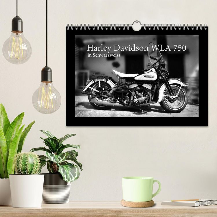 Produktbild: Harley Davidson WLA 750 in Schwarzweiss (Wandkalender 2026 DIN A4 quer), CALVENDO Monatskalender