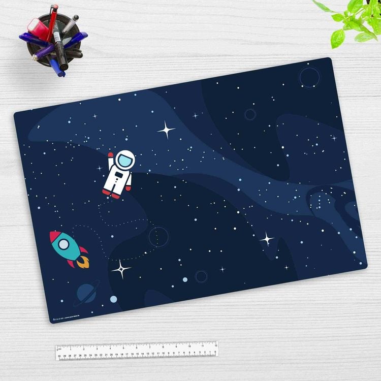 Produktbild: Cover-your-desk Schreibtischunterlage f&uuml;r Kinder und Erwachsene Astronaut im Weltraum, aus hochwertigem Vinyl , 60 x 40 cm