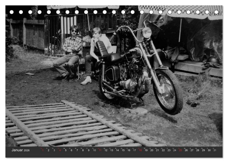 Produktbild: east Rider - Biker und Bikes aus der DDR (Tischkalender 2026 DIN A5 quer), CALVENDO Monatskalender