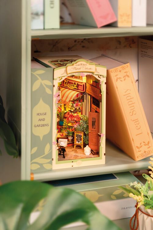 Produktbild: Book Nook DIY B&uuml;cherecke  Floral Corner