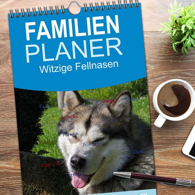 Produktbild: Familienplaner 2026 - Witzige Fellnasen mit 5 Spalten (Wandkalender, 21 x 45 cm) CALVENDO