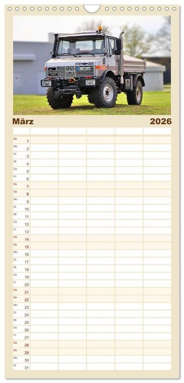 Produktbild: Familienplaner 2026 - Universalmotorger&auml;te Eine Stern-Parade mit 5 Spalten (Wandkalender, 21 x 45 cm) CALVENDO