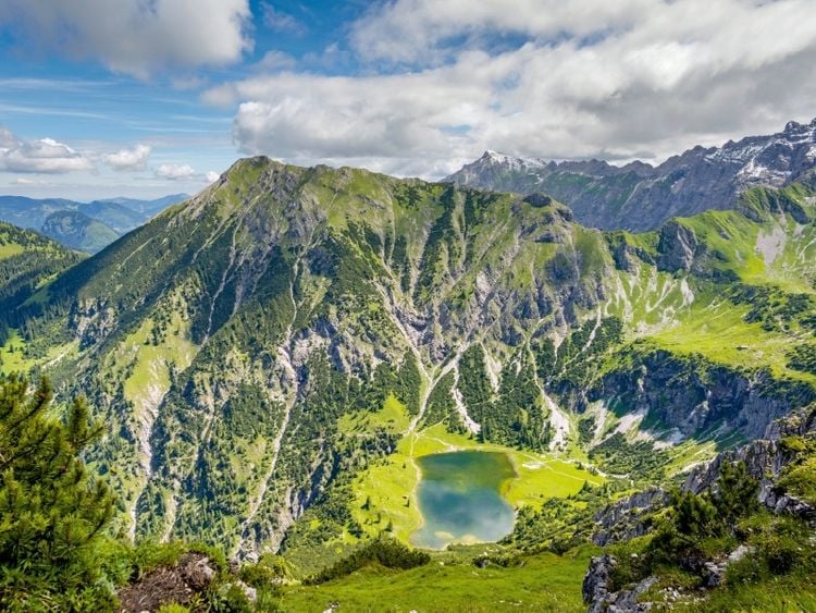Produktbild: Unterer Gaisalpsee, dahinter der Entschenkopf (Puzzle)