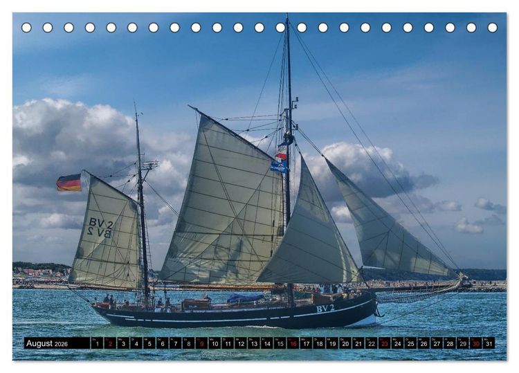Produktbild: Segelschiffe vor Warnem&uuml;nde (Tischkalender 2026 DIN A5 quer), CALVENDO Monatskalender