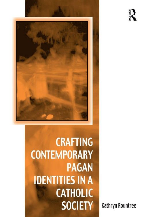 Produktbild: Crafting Contemporary Pagan Identities in a Catholic Society