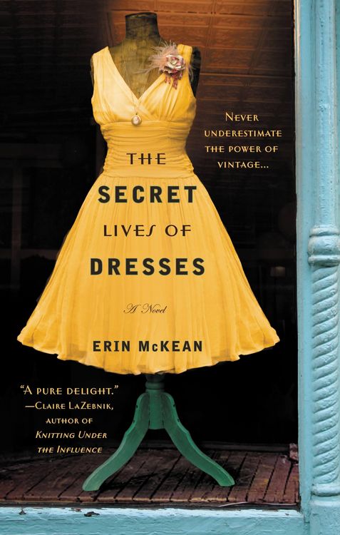 Produktbild: The Secret Lives of Dresses