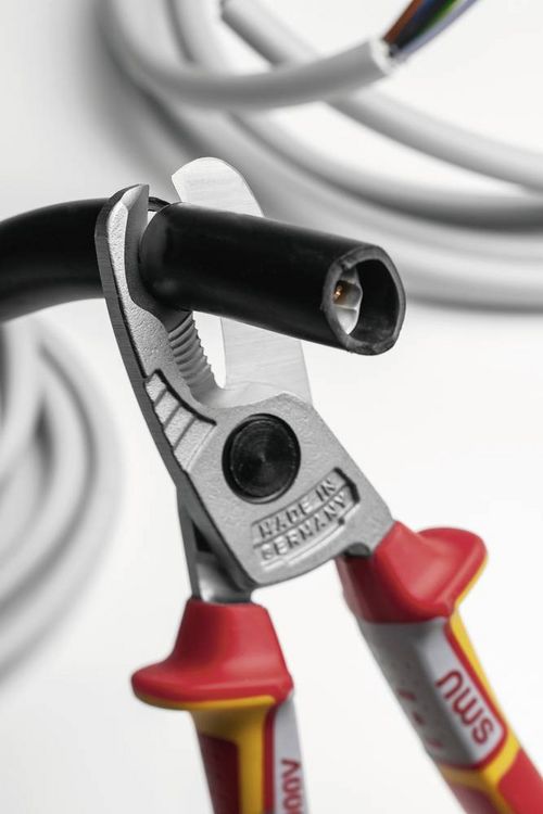 Produktbild: NWS 043-69-VDE-210 VDE-Kabelschere Geeignet f&uuml;r (Abisoliertechnik) Alu- und Kupferkabel, ein- und mehrdr&auml;htig 25 mm 70 mm&sup2;