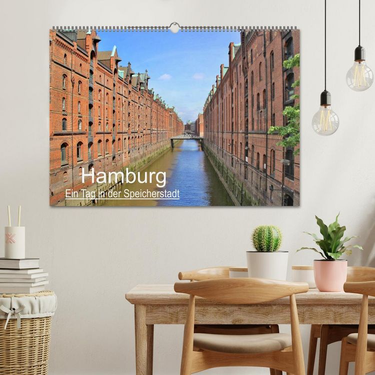 Produktbild: Hamburg - Ein Tag in der Speicherstadt (Wandkalender 2026 DIN A2 quer), CALVENDO Monatskalender