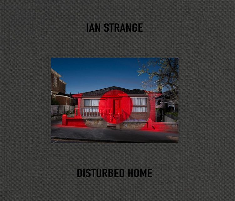 Produktbild: Ian Strange: Disturbed Home