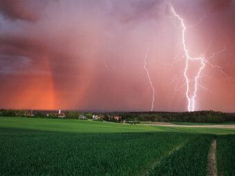 Produktbild: CALVENDO Puzzle Ein Motiv aus dem Kalender Gewitterwelten | 1000 Teile Lege-Gr&ouml;&szlig;e 64x48cm Foto-Puzzle f&uuml;r gl&uuml;ckliche Stunden