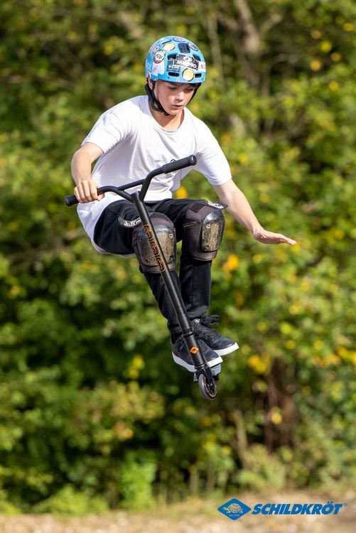 Produktbild: Schildkr&ouml;t Funsports - Stunt Scooter 360 Space (black-orange)