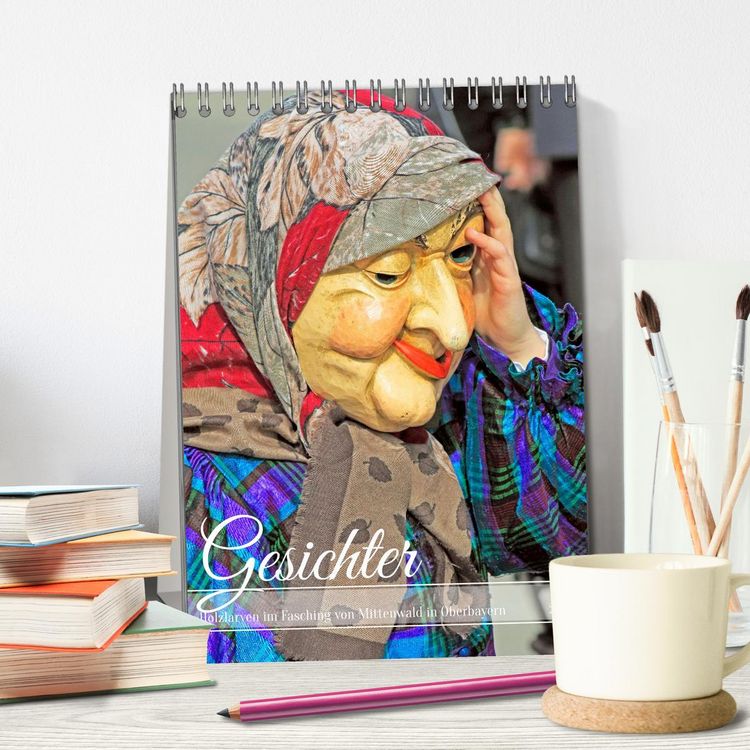 Produktbild: Gesichter, Holzlarven im Fasching von Mittenwald in Oberbayern (Tischkalender 2027 DIN A5 hoch), CALVENDO Monatskalender