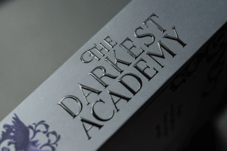 Produktbild: The Darkest Academy 1 &ndash; Bones