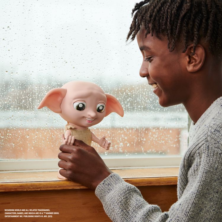 Produktbild: Wizarding World Harry Potter - Interaktiver Dobby Hauself Puppe mit &uuml;ber 30 Ger&auml;uschen, S&auml;tzen und Bewegungen, Deutsch-Italienisch