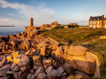 Produktbild: CALVENDO Puzzle Ploumanach Leuchtturm in der Bretagne, Frankeich | 1000 Teile Lege-Gr&ouml;&szlig;e 64x48cm Foto-Puzzle f&uuml;r gl&uuml;ckliche Stunden