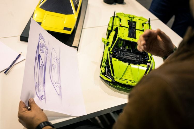Produktbild: LEGO Technic 42115 Lamborghini Sián FKP 37 Rennwagen für Erwachsene