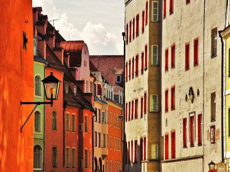 Produktbild: CALVENDO Puzzle Regensburg, am Haidplatz. | 1000 Teile Lege-Gr&ouml;&szlig;e 64x48cm Foto-Puzzle f&uuml;r gl&uuml;ckliche Stunden