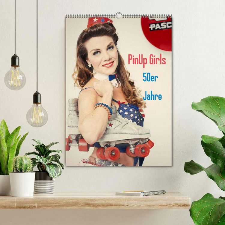Produktbild: PinUp Girls 50er Jahre (Wandkalender 2026 DIN A2 hoch), CALVENDO Monatskalender