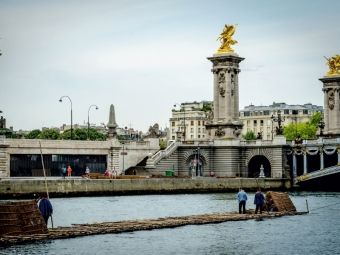 Produktbild: CALVENDO Puzzle Pont Alexandre III | 1000 Teile Lege-Gr&ouml;&szlig;e 64x48cm Foto-Puzzle f&uuml;r gl&uuml;ckliche Stunden