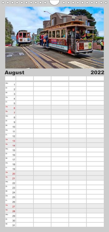 Produktbild: Durch die Welt mit der Stra&szlig;enbahn - Familienplaner hoch (Wandkalender 2022 , 21 cm x 45 cm, hoch)