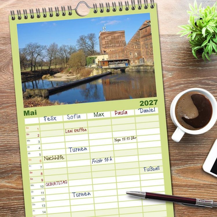 Produktbild: Familienplaner 2027 - Dessau mit 5 Spalten (Wandkalender, 21 x 45 cm) CALVENDO
