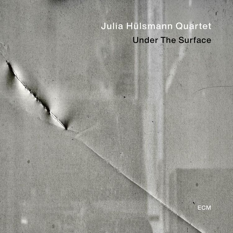 Produktbild: Under The Surface