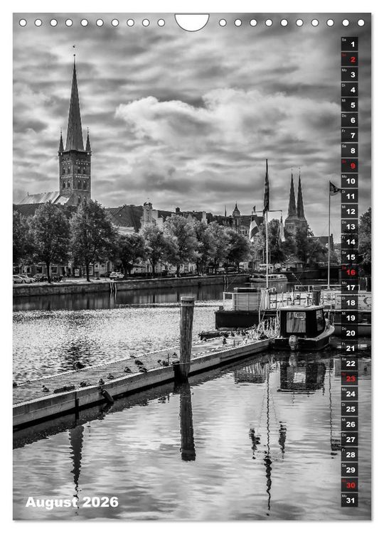 Produktbild: L&Uuml;BECK Monochrome Momente (Wandkalender 2026 DIN A4 hoch), CALVENDO Monatskalender