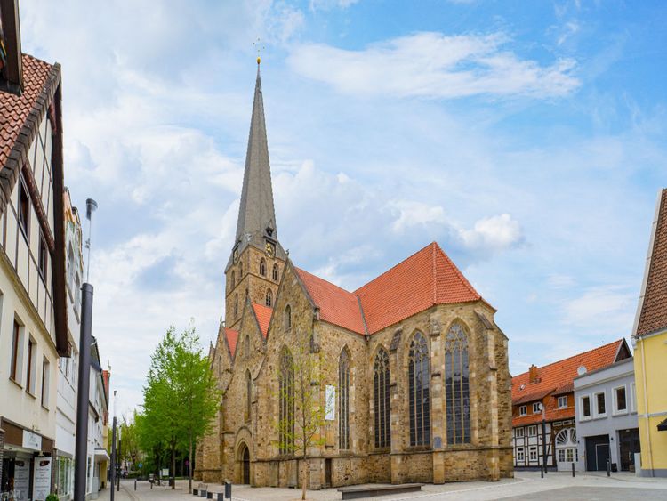 Produktbild: CALVENDO Puzzle Die St. Johannis Kirche | 1000 Teile Lege-Gr&ouml;&szlig;e 64x48cm Foto-Puzzle f&uuml;r gl&uuml;ckliche Stunden