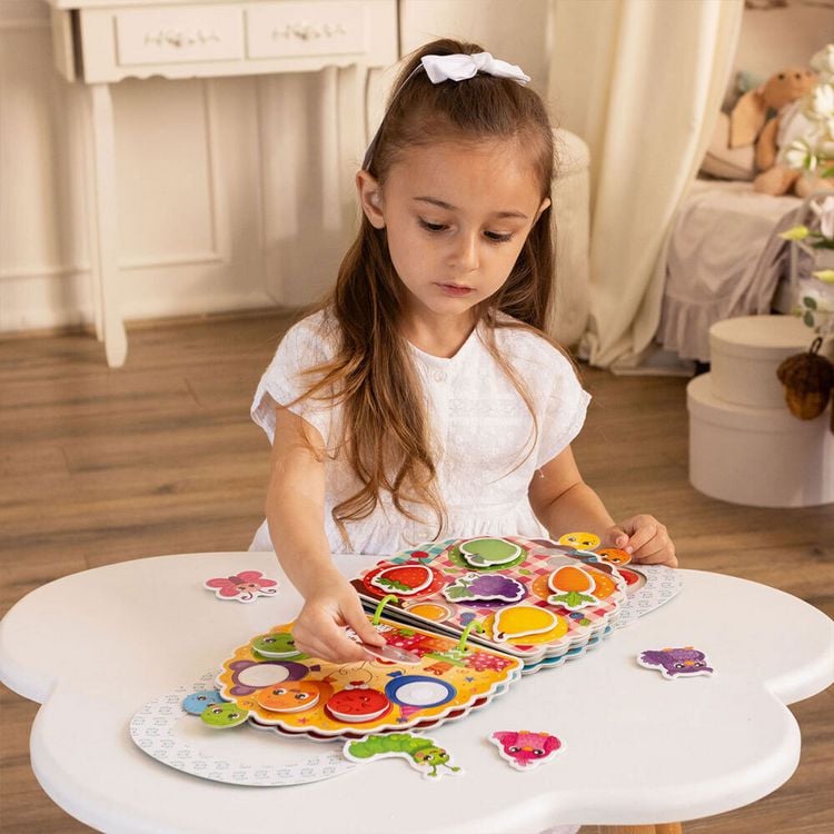 Produktbild: Lernspiel Roter K&auml;fer Busy Book mit Klettverschluss Die Smileys RK1170-04