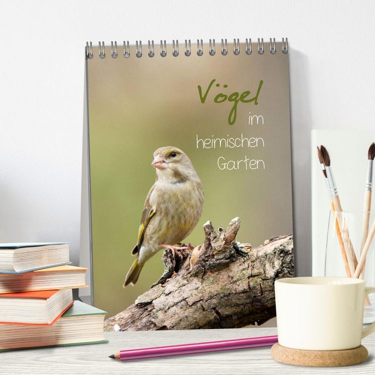 Produktbild: V&ouml;gel im heimischen Garten (Tischkalender 2026 DIN A5 hoch), CALVENDO Monatskalender