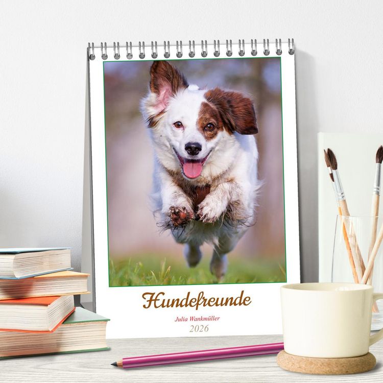 Produktbild: Hundefreunde (Tischkalender 2026 DIN A5 hoch), CALVENDO Monatskalender
