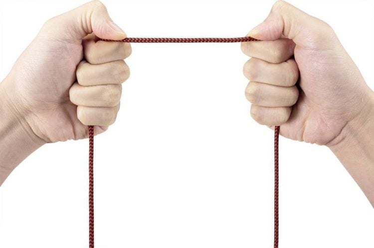 Produktbild: TOOLCRAFT USB-Kabel USB 2.0 USB-A Stecker, USB-C&reg; Stecker 2.00m Schwarz/Rot Extrem robuste Geflechtschirmung, beidseitig