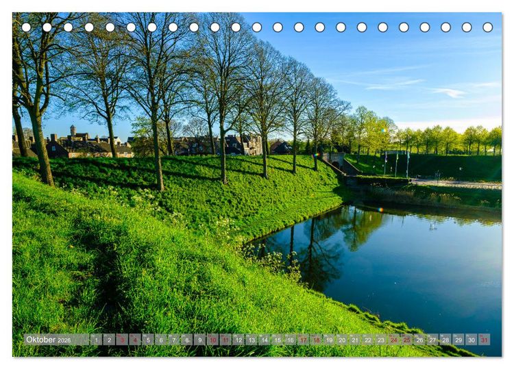 Produktbild: Ein Blick auf Hulst in Zeeland (Tischkalender 2026 DIN A5 quer), CALVENDO Monatskalender