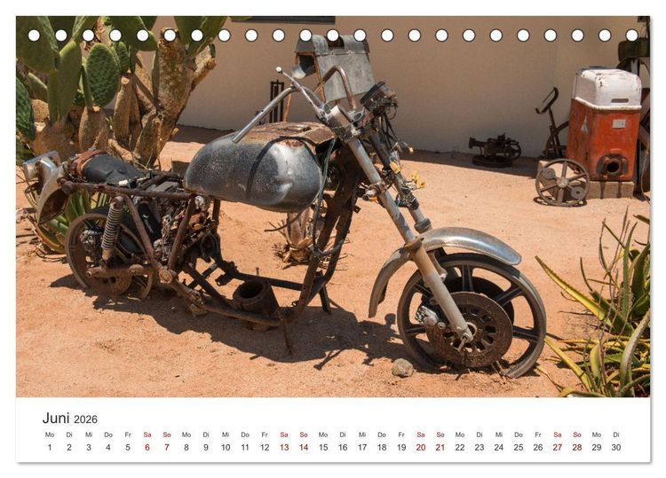 Produktbild: Solitaire Alte verlassene Autos in der namibischen W&uuml;ste (Tischkalender 2026 DIN A5 quer), CALVENDO Monatskalender