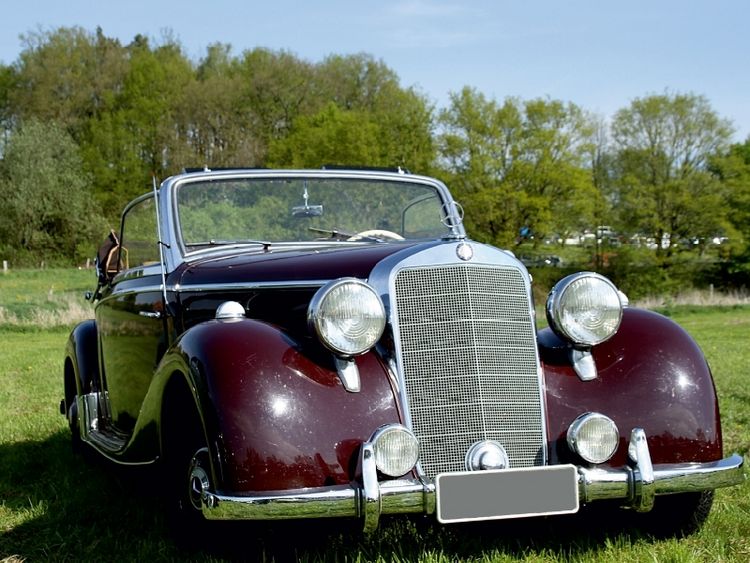 Produktbild: CALVENDO Puzzle Mercedes Benz Edle Sch&auml;tzchen | 1000 Teile Lege-Gr&ouml;&szlig;e 64x48cm Foto-Puzzle f&uuml;r gl&uuml;ckliche Stunden