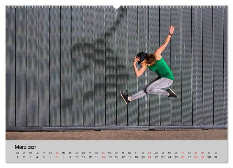 Produktbild: Momente des Sport (hochwertiger Premium Wandkalender 2027 DIN A2 quer), Kunstdruck in Hochglanz