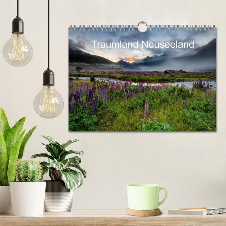 Produktbild: Traumland Neuseeland (Wandkalender 2026 DIN A4 quer), CALVENDO Monatskalender