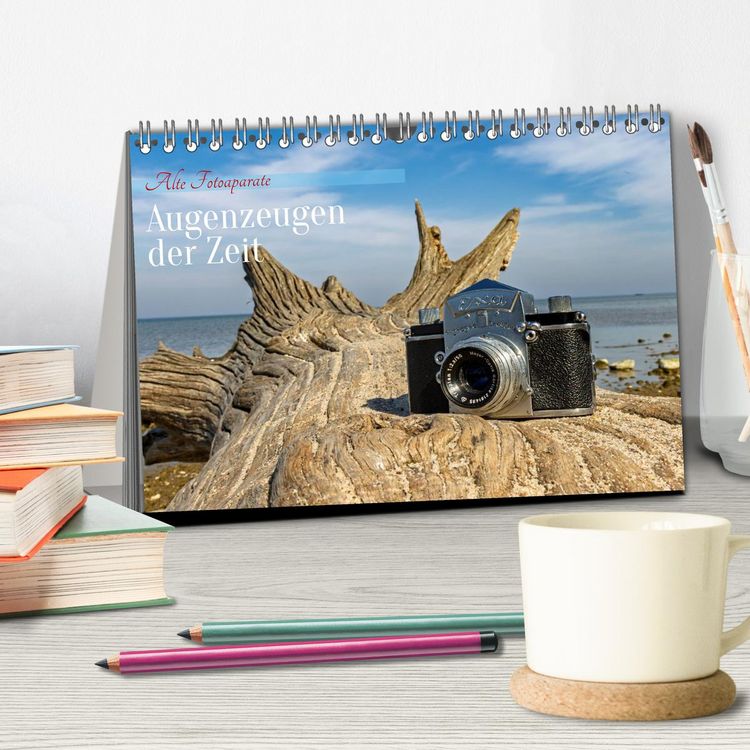 Produktbild: Alte Fotoapparate, Augenzeugen der Zeit (Tischkalender 2026 DIN A5 quer), CALVENDO Monatskalender