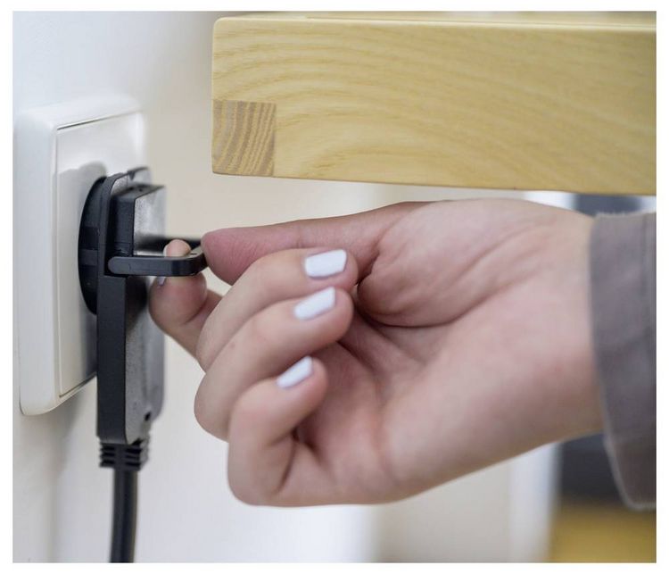 Produktbild: Brennenstuhl 1168980010 Strom Verl&auml;ngerungskabel Schwarz 10.00 m H05VV-F 3G 1,5 mm&sup2;