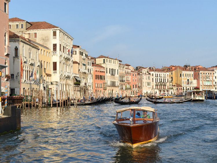 Produktbild: CALVENDO Puzzle Wassertaxi auf dem Canal Grande in Venedig | 1000 Teile Lege-Gr&ouml;&szlig;e 64x48cm Foto-Puzzle f&uuml;r gl&uuml;ckliche Stunden