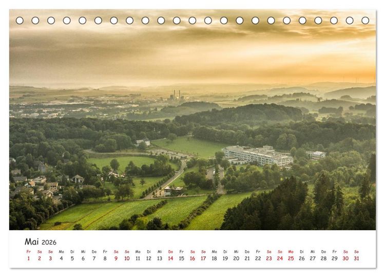 Produktbild: Das Sauerland bei Brilon aus der Vogelperspektive (Tischkalender 2026 DIN A5 quer), CALVENDO Monatskalender