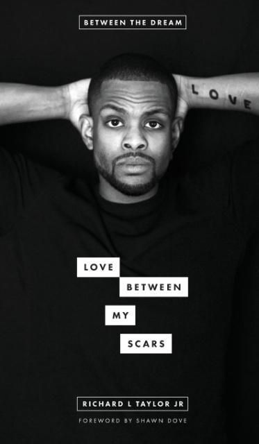 Produktbild: Love Between My Scars