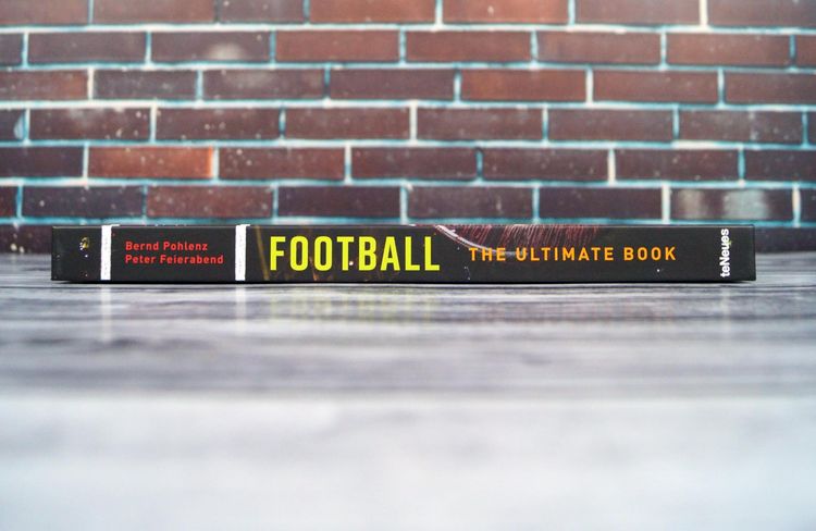 Produktbild: Football - The Ultimate Book