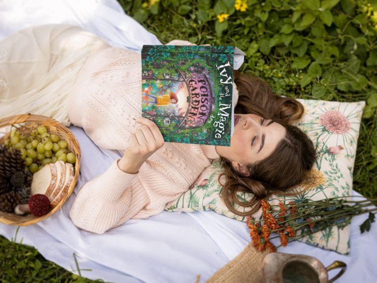 Produktbild: Ivy und die Magie des Poison Garden