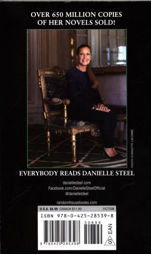Produktbild: Property of a Noblewoman