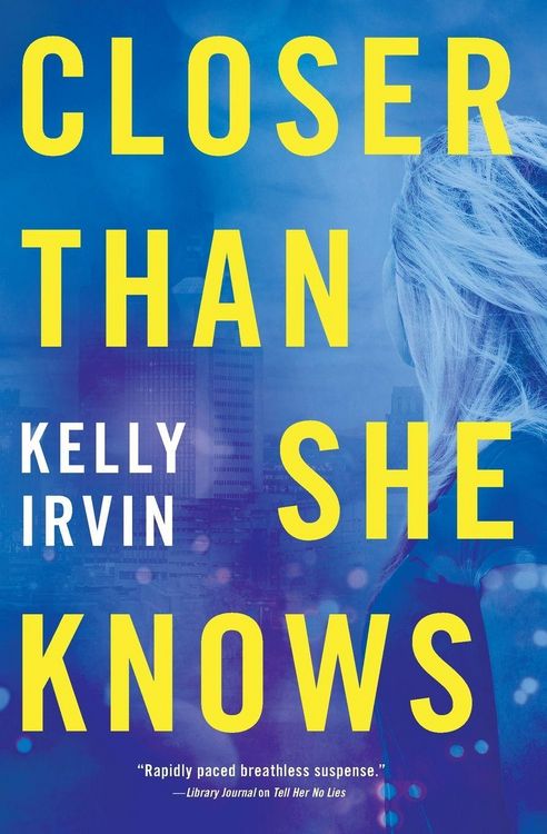 Produktbild: Closer Than She Knows