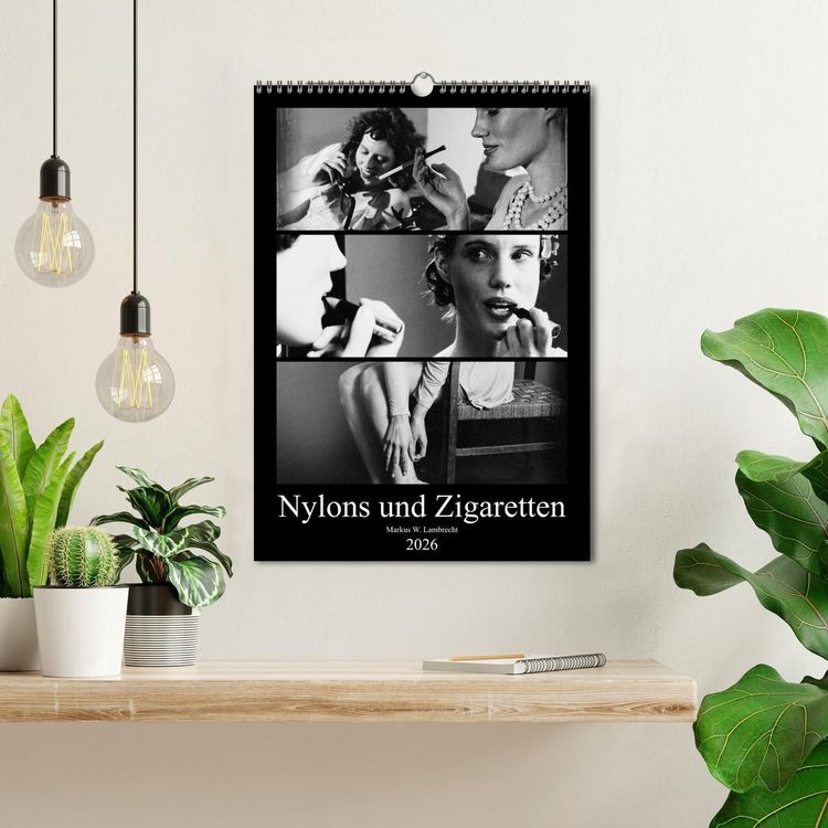 Produktbild: Nylons und Zigaretten (Wandkalender 2026 DIN A3 hoch), CALVENDO Monatskalender