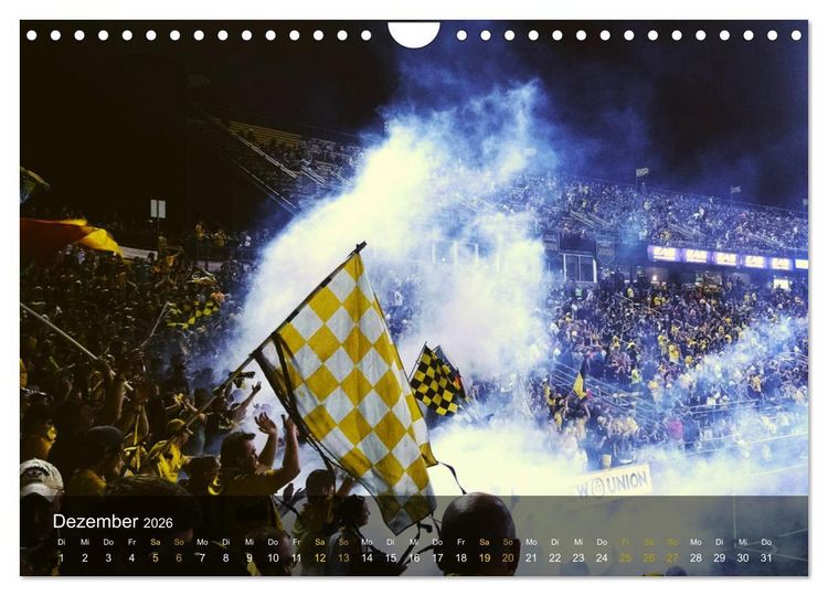 Produktbild: Leidenschaft Fu&szlig;ball (Wandkalender 2026 DIN A4 quer), CALVENDO Monatskalender
